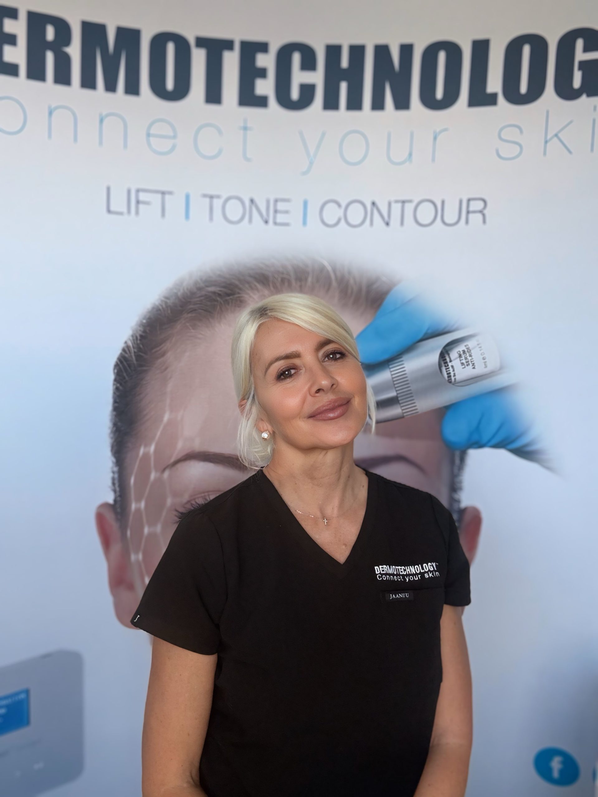 DERMOTECHNOLOGY Connect your skin